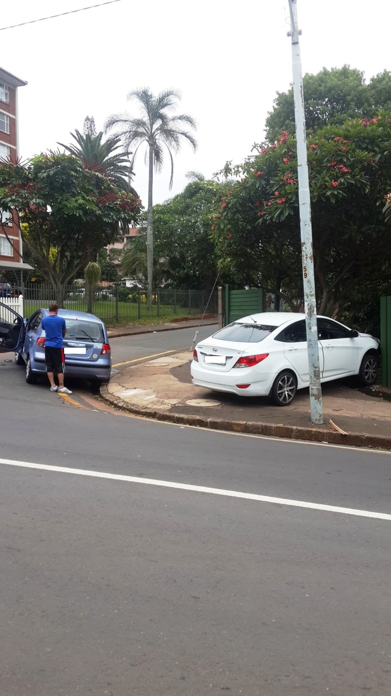 T Bone collision leaves 3 injured in Bulwer