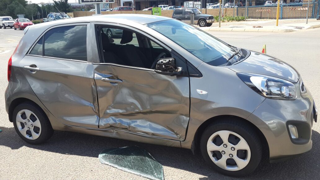 Randburg crash leaves two injured