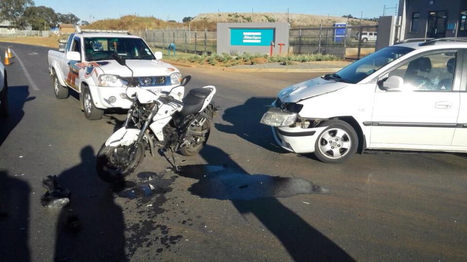 Biker injured in collision at intersection in Jet Park