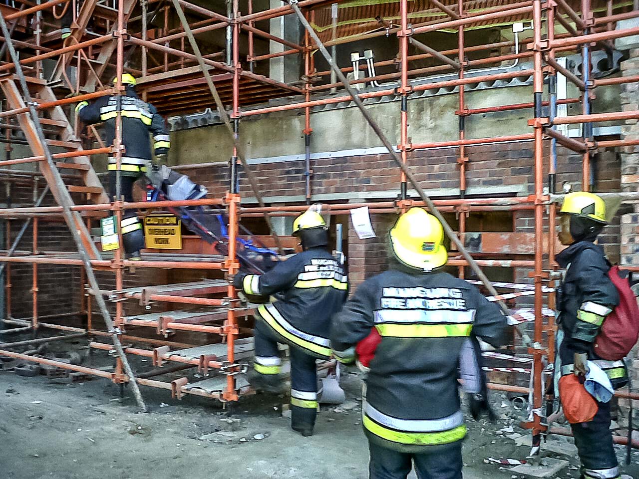 Workers injured in fall at construction site in Bloemfontein