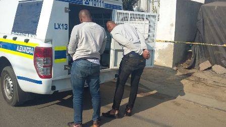 Hijack suspects arrested having made U-turn to avoid roadblock