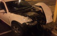 Fortunate escape from injury after late night crash in Haldon Road , Bloemfontein