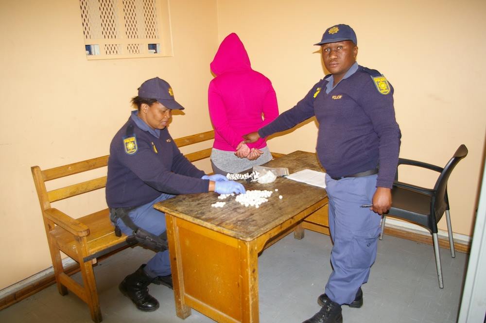 Woman arrested on N12 in possession of Mandrax