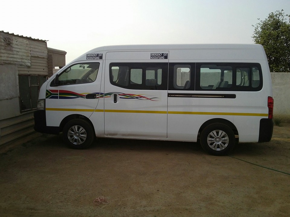 Tshwane police recover stolen minibus when responding to cable theft complaint