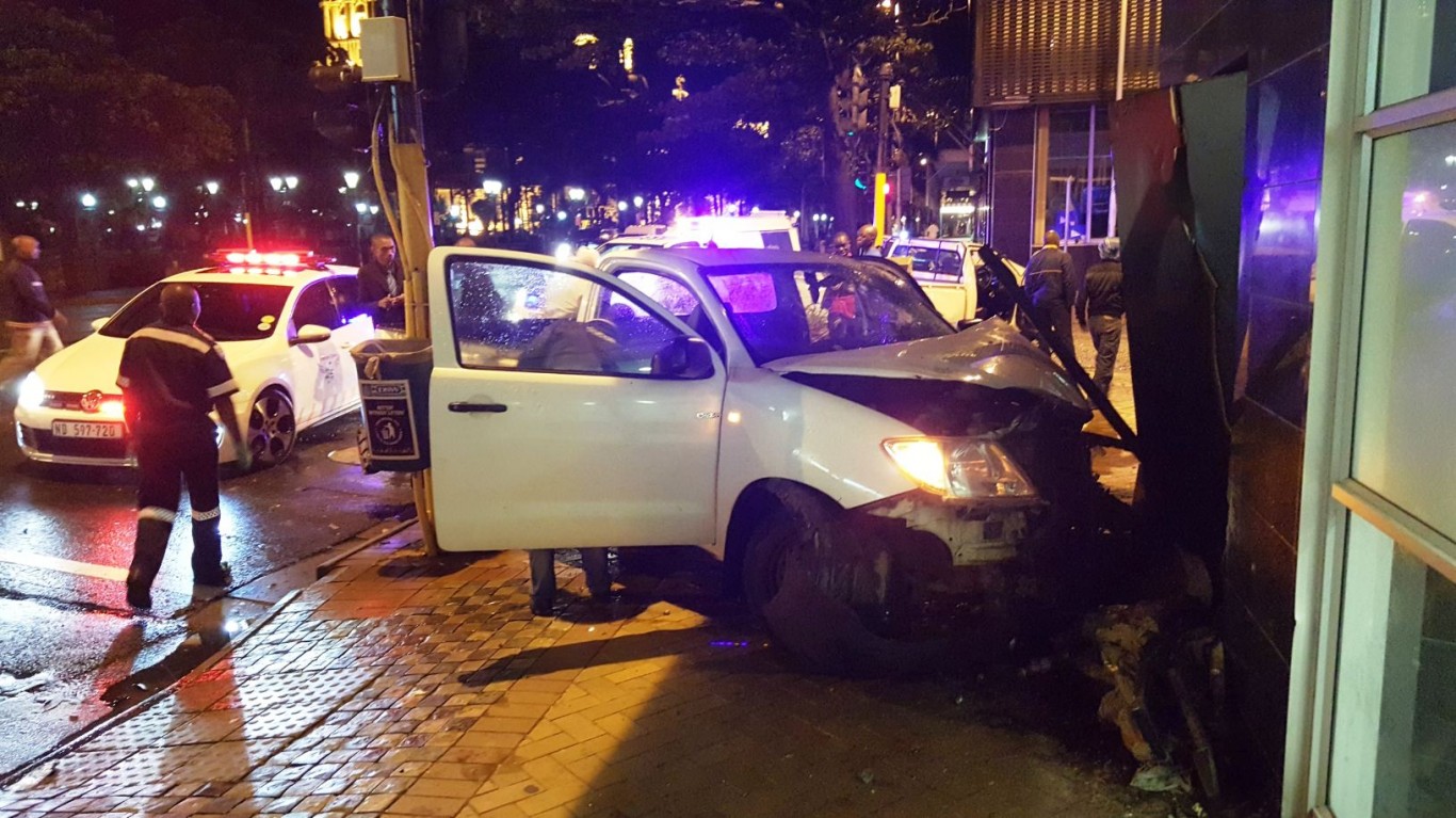 3 injured in Durban CBD crash