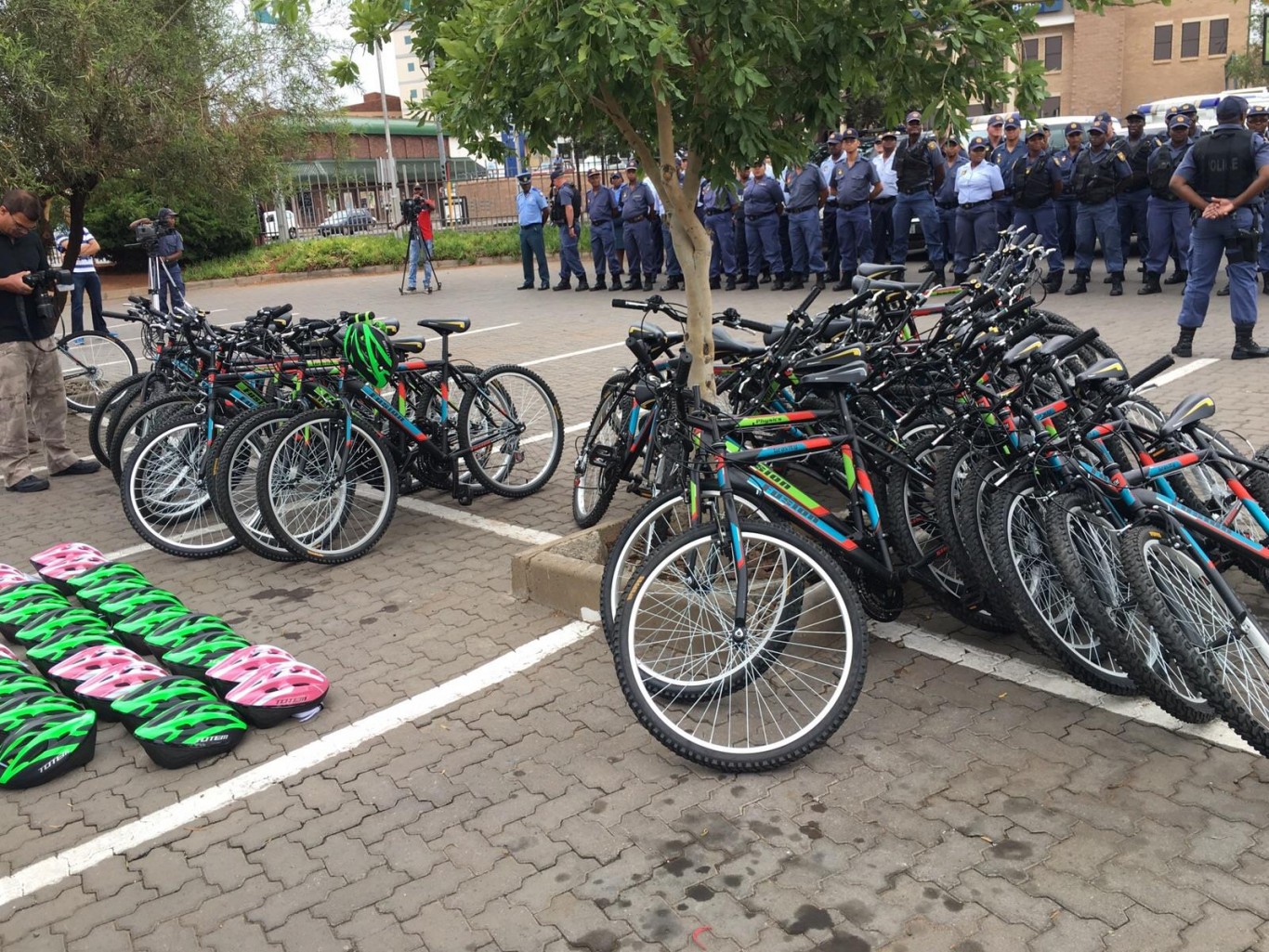 SAB donates 30 bicycles to Police in Northern Cape