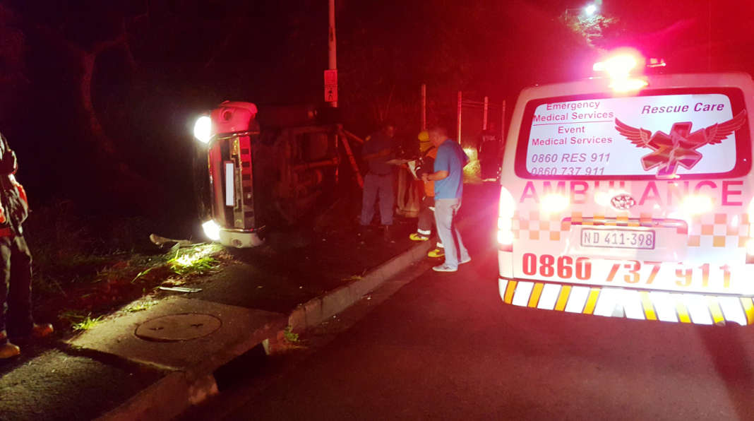 1 Person injured in rollover crash just before Athlone Drive in Durban
