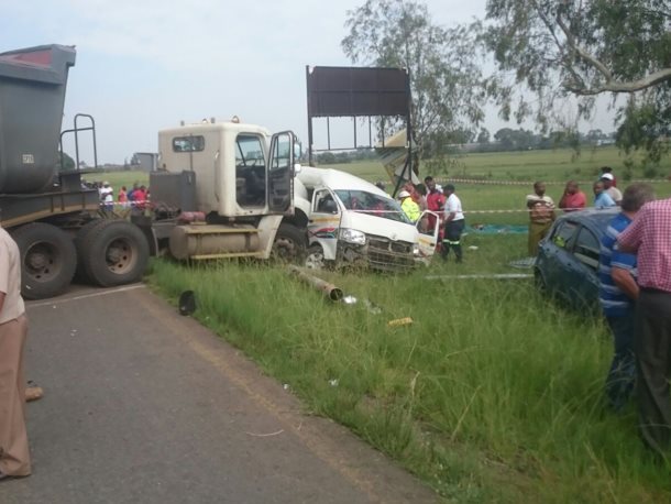 One killed and 14 others injured in Vereeniging Crash