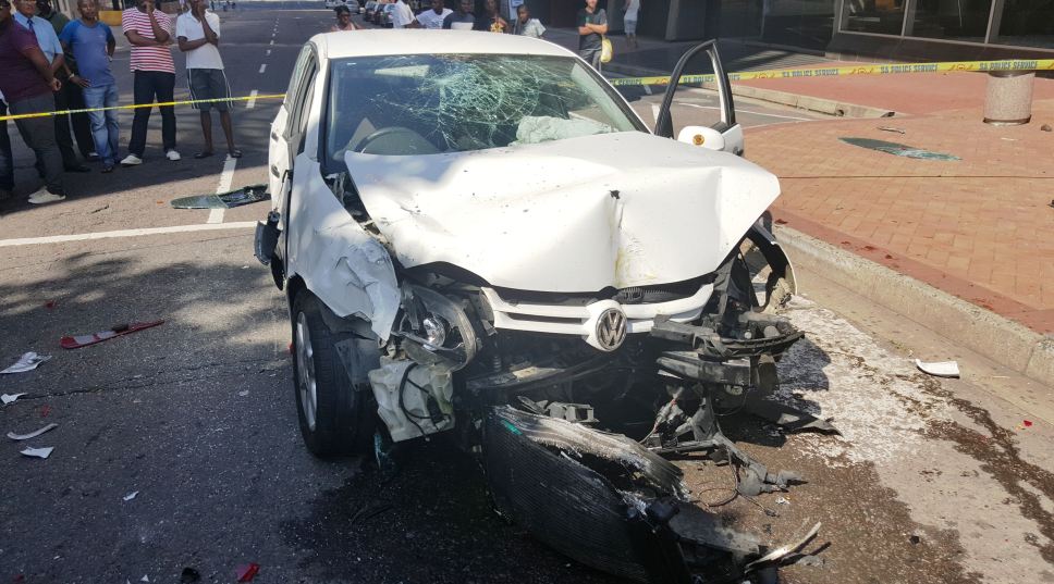 17 injured in Easter Sunday crash