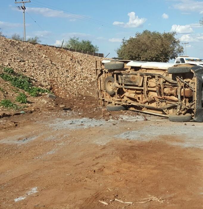 Farmworker dies in bakkie rollover in Bronkhorstspruit