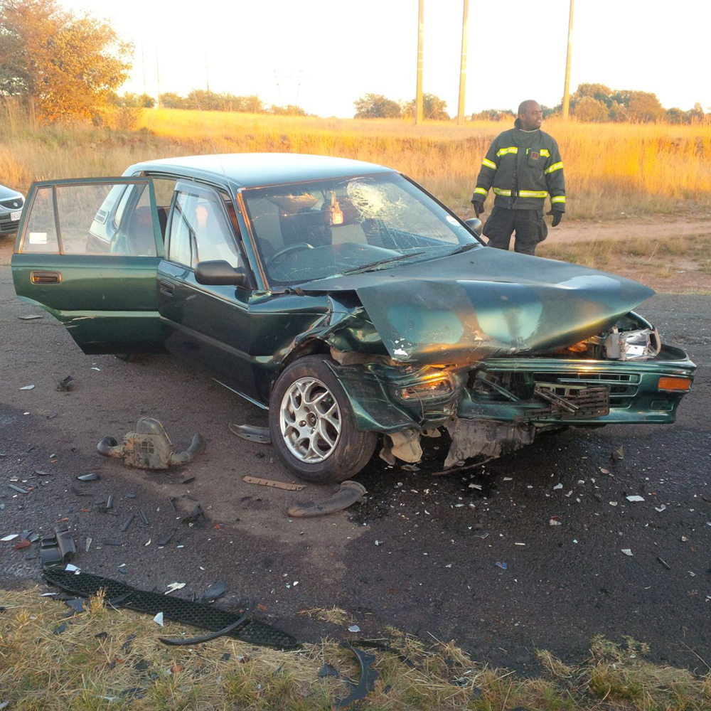 Six injured in collision in Carletonville