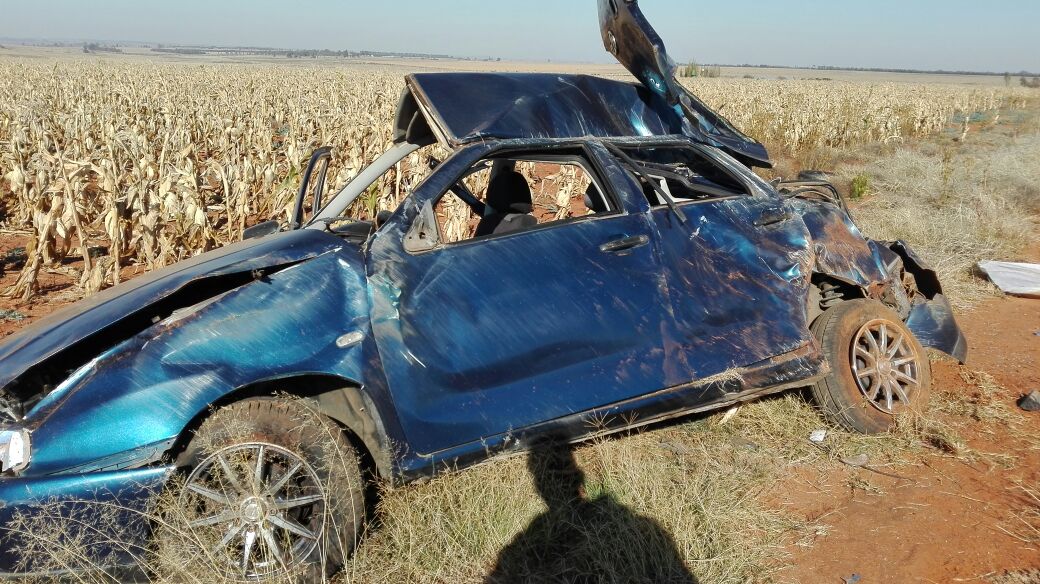 Two killed when ejected from vehicle on the N14 in Ventersdorp