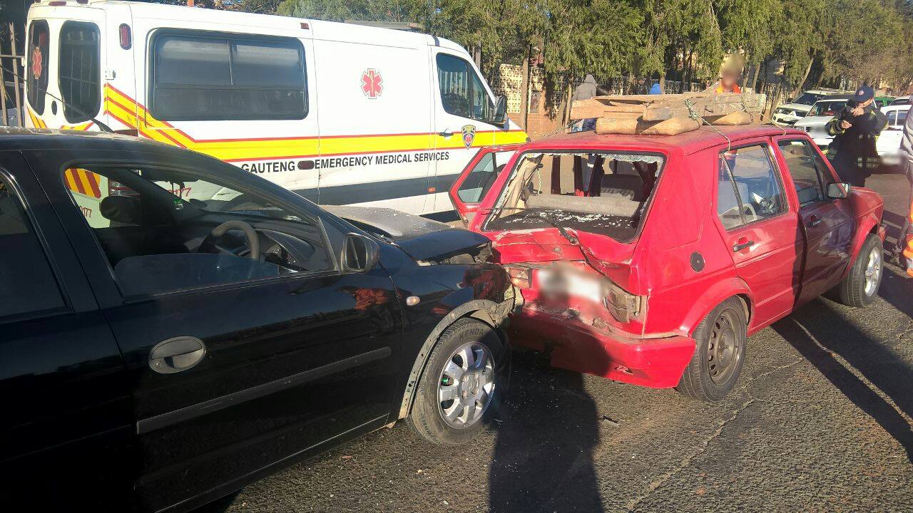 Rear-end collision leaves one injured in Germiston