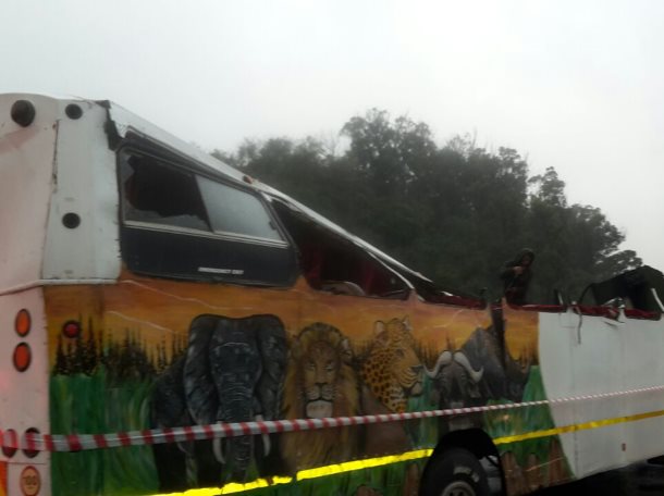 Between 30 and 40 injured in Durban N2 bus crash