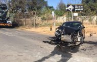 Car T-boned a truck, Sandhurst.