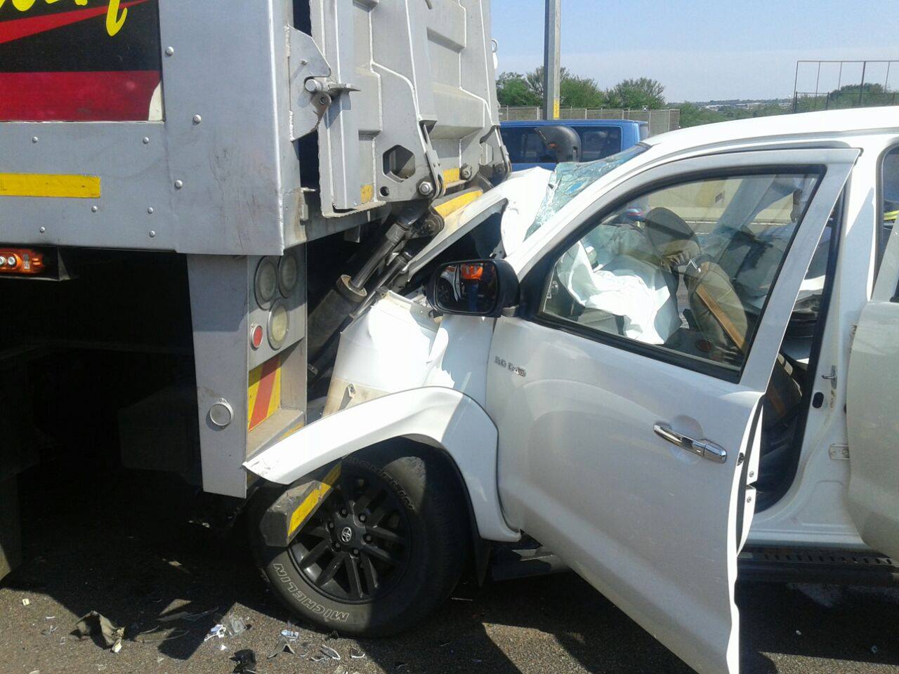 Serious collision on the N1 North after Botha Avenue, Centurion.