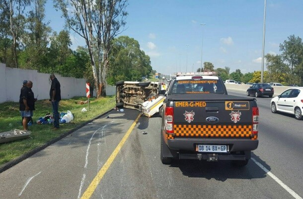 Eight people injured after a bakkie rollied in Randburg