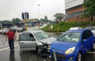 Two injured in Pinetown crash in a three car pile-up