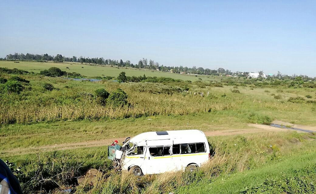 Multiple injured in taxi crash on the N3 North bound before Cato Ridge