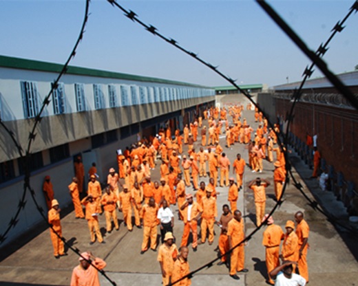 Thirty-six prisoners injured following a fire at Leeuwkop prison.