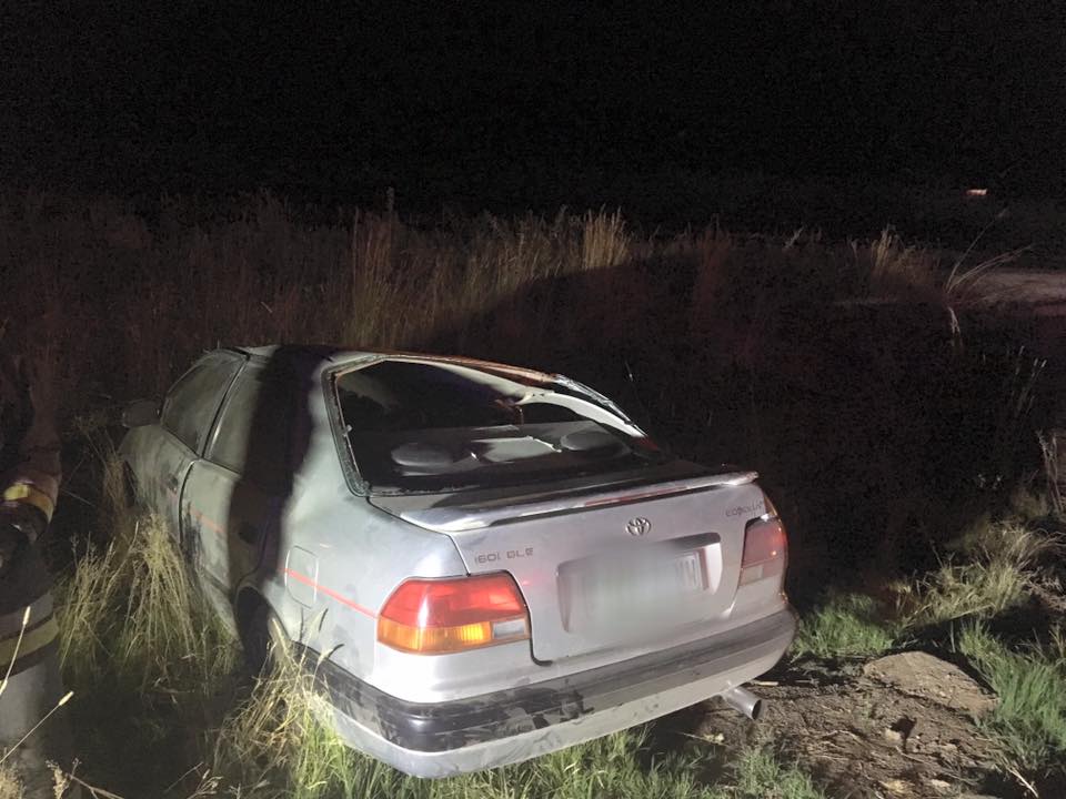 Driver injured in rollover on the R700 off-ramp from the N1 outside Bloemfontein