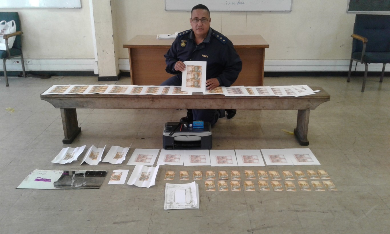 Man arrested allegedly busy manufacturing counterfeit money