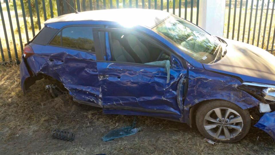 Minor injuries in vehicle rollover in Kyalami
