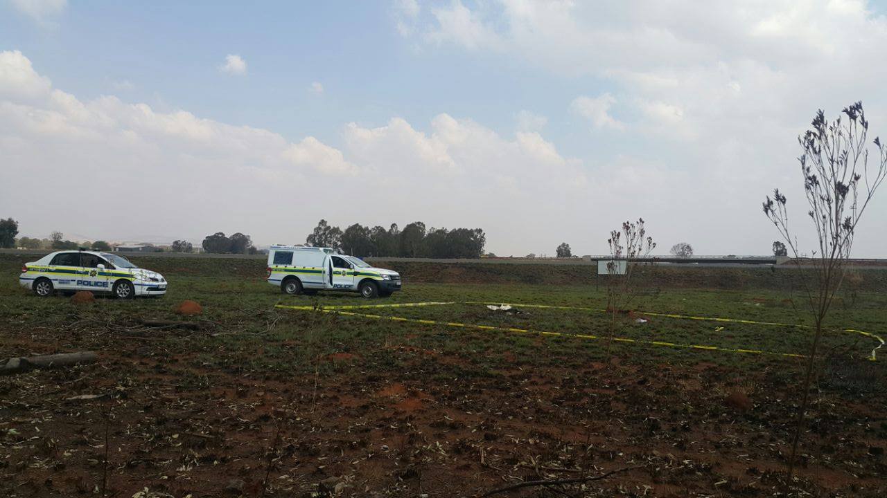 Decomposed body found in veld near road in Meyerton