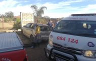 Vanderbijlpark car crashes into wall leaving man seriously injured