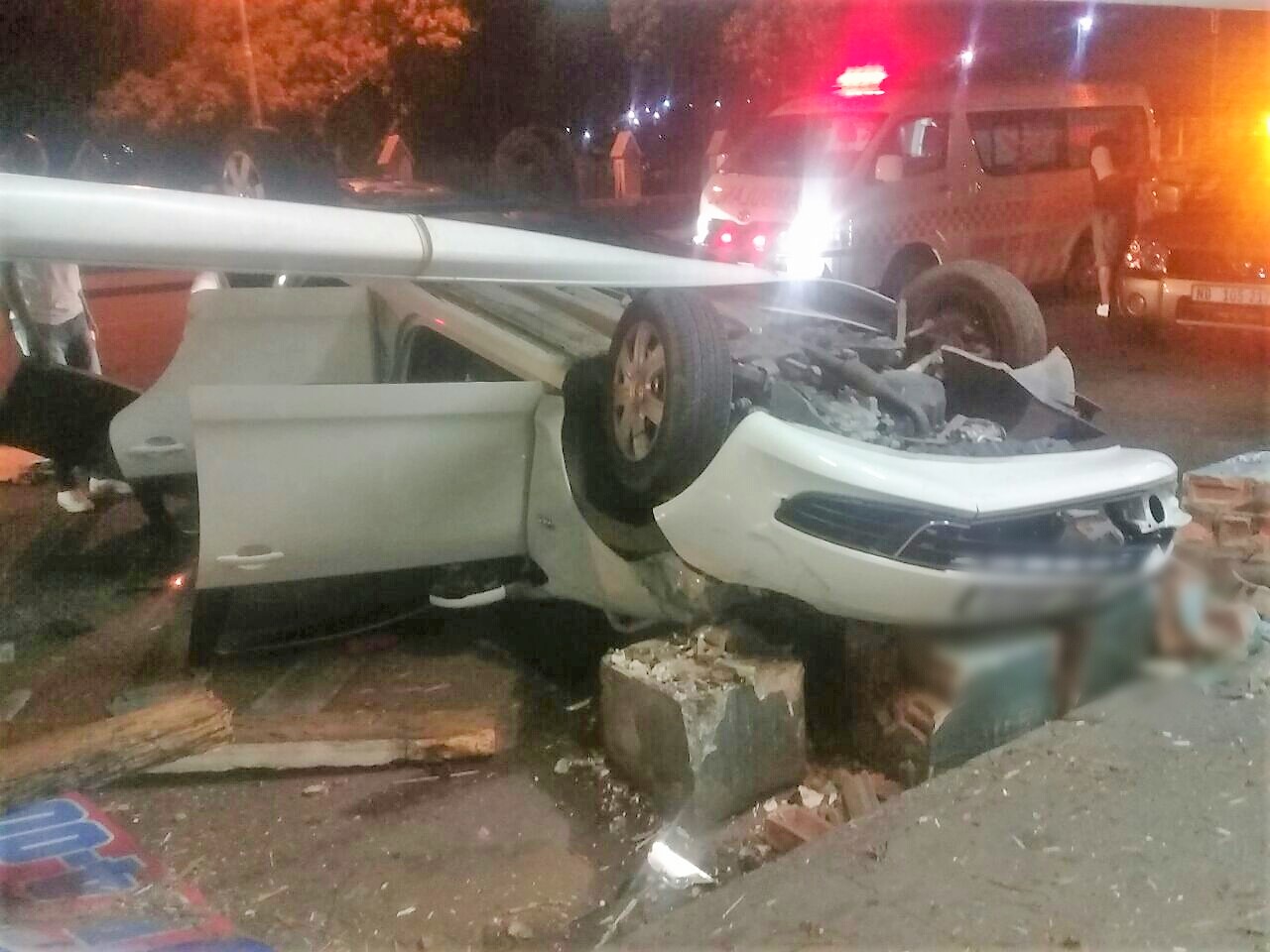 6 Injured in early morning crash in Durban