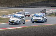 Action-packed season draws to a close in Engen Volkswagen Cup