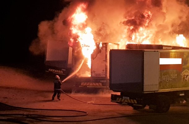 11 Trucks burnt on Stockville Road in Westmead