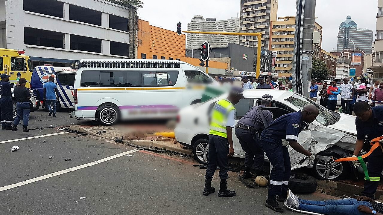 10 Injured in Durban City taxi crash