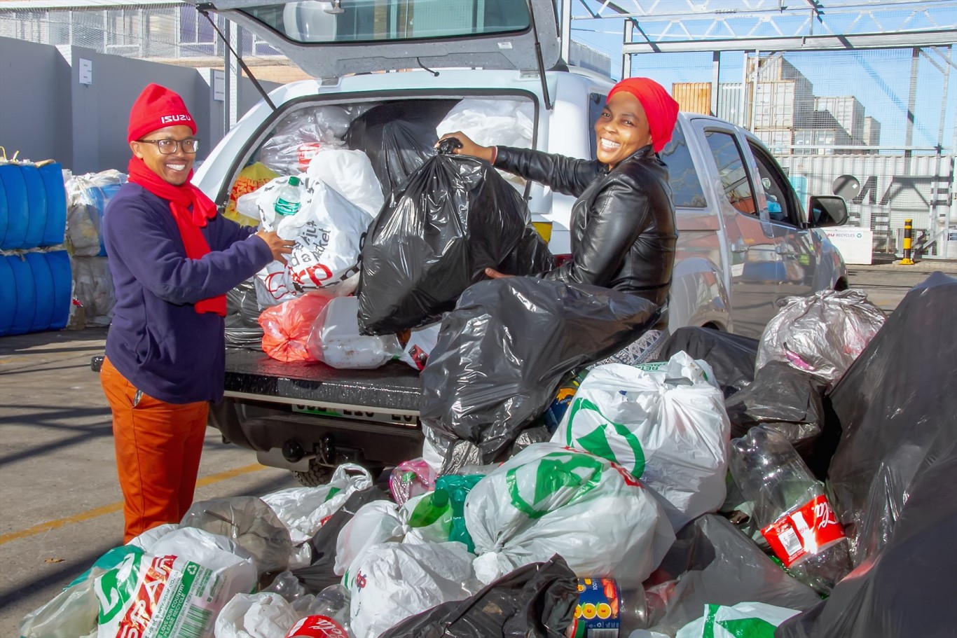 Isuzu employees and on-site contractors commemorated World Environment Day