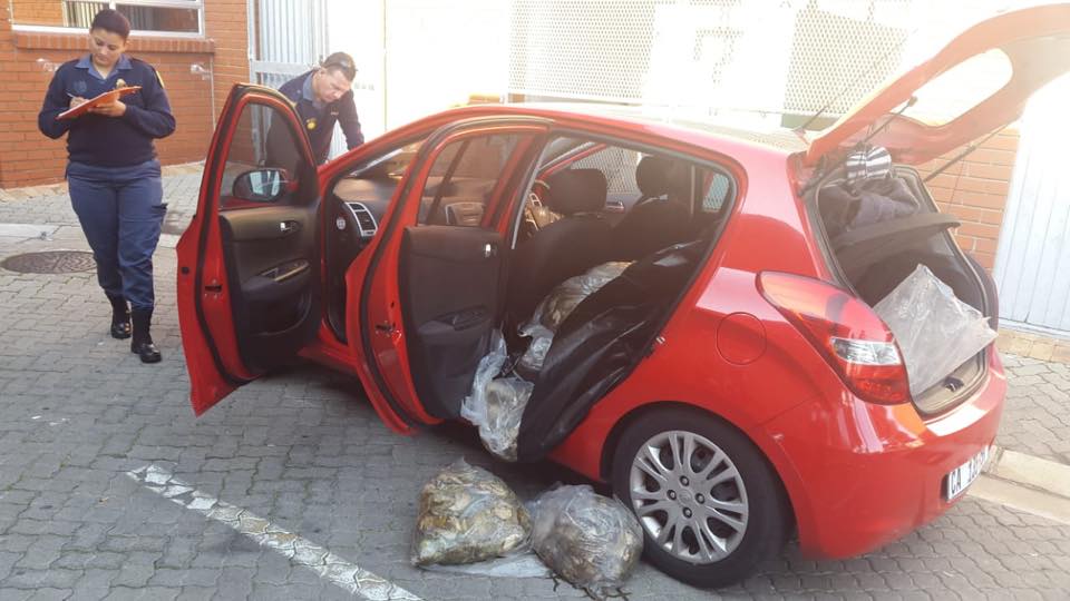 Suspect arrested in Milnerton with a hijacked vehicle filled with abalone