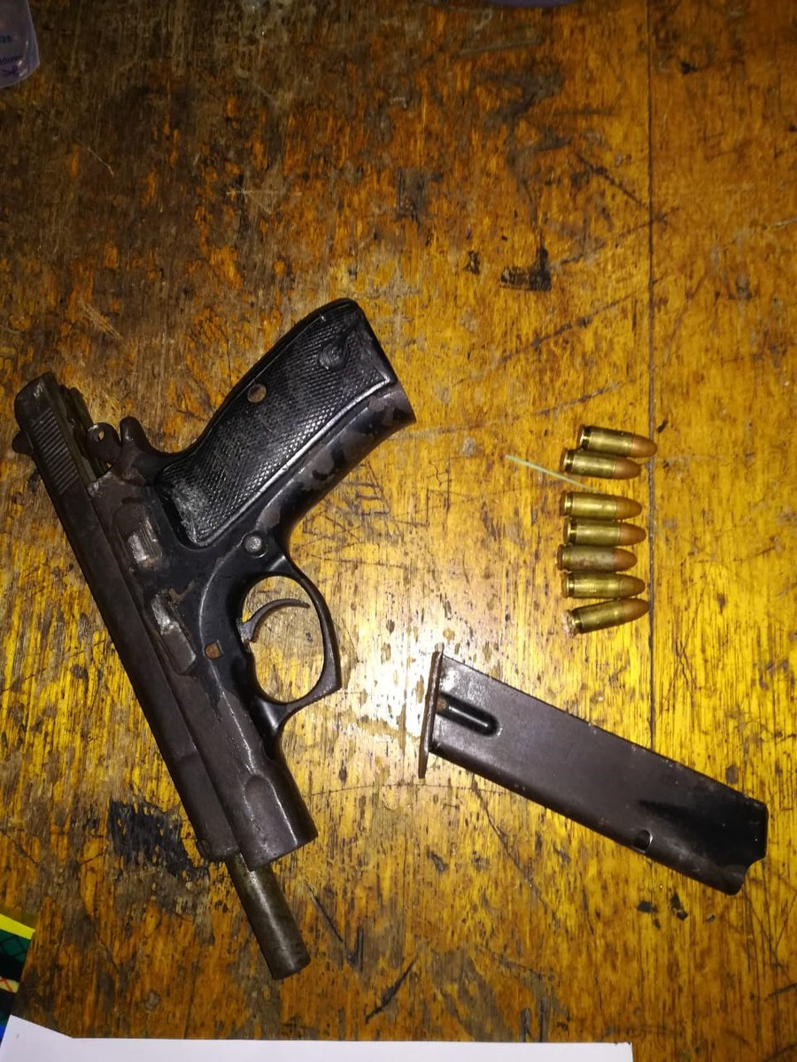 Anti-Gang Unit members arrested a suspect during foot patrols for possession of unlicensed firearm and ammunition in Avonwood, Elsies River
