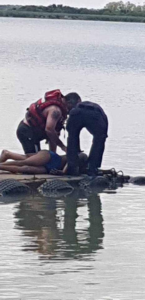 SAPS divers save a man's life in Warrenton