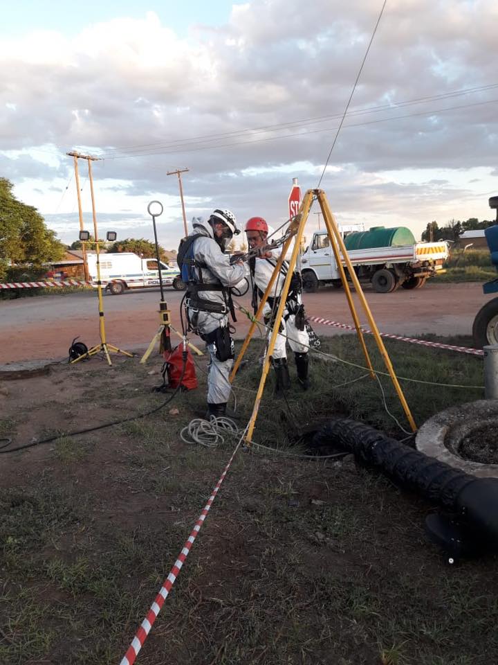 One killed, another injured after fall into a sewerage hole at Viljoenkroon.