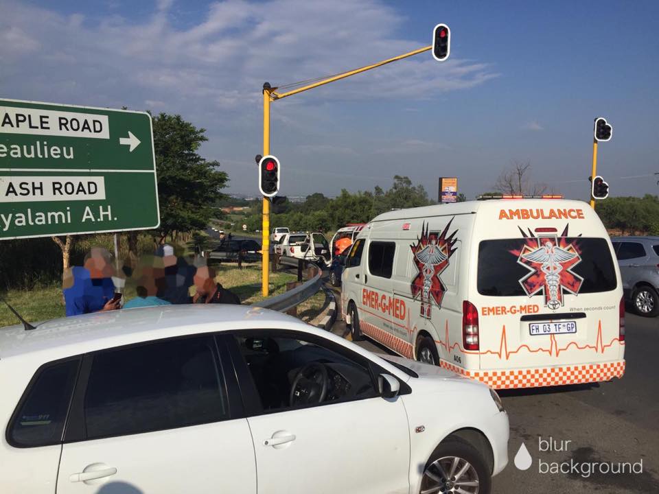 Two injured in collision at intersection in Kyalami