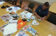 Two suspects arrested with drugs in front of Muizenberg police station
