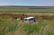 A Taxi veered off the road outside of Vosloosrus leaving seven injured