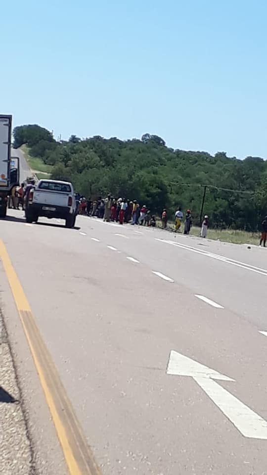 R81 Polokwane - Mooketsi road blocked by protesters