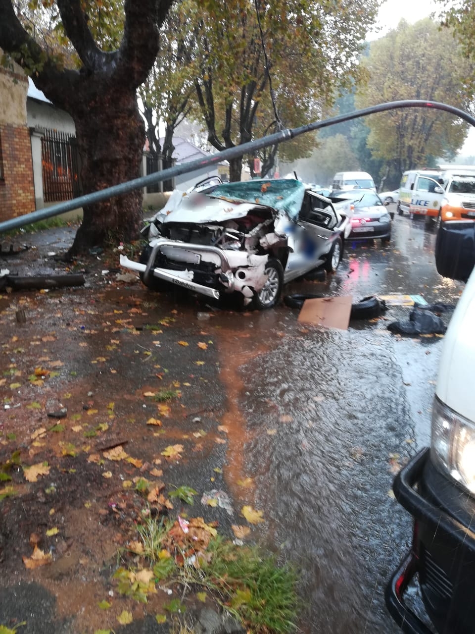 Gauteng: Driver trapped in car after being struck by car from the back