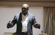 MEC Kaunda meets with Umzumbe Community