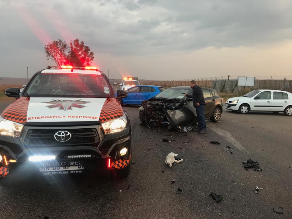 Two vehicle collision on the R50