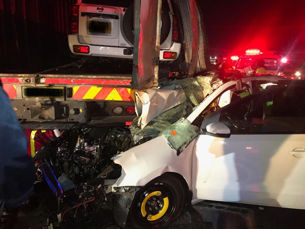 One killed, two entrapped in collision in Nietgedacht