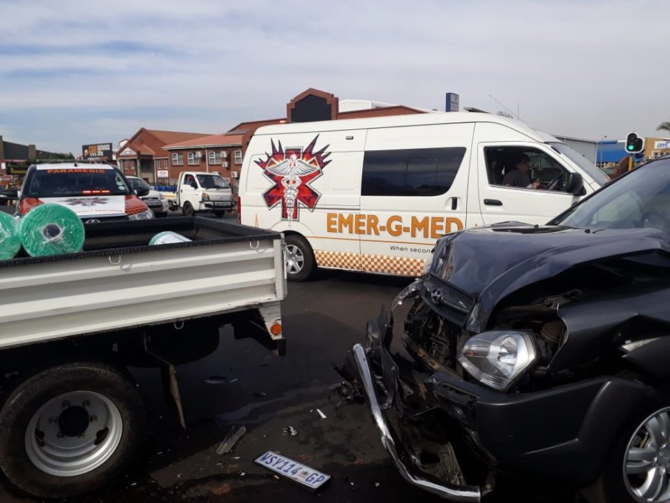 Collision in Jet Park leaves three injured
