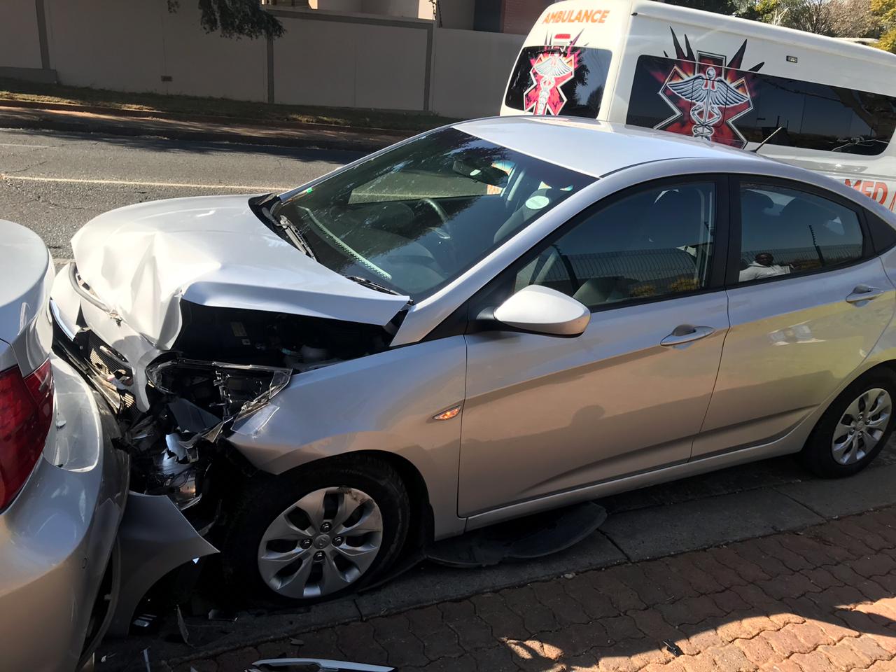 One person injured in road crash in Linden