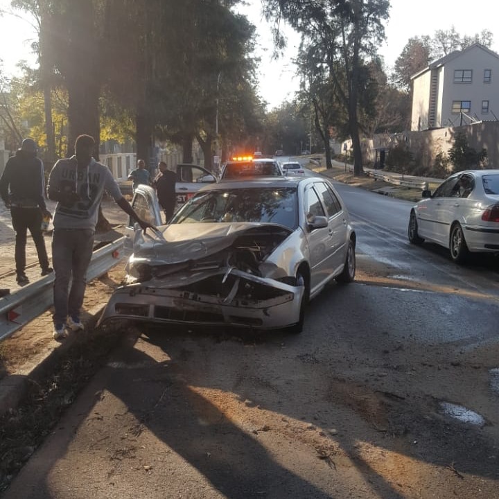 Road crash at intersection in Saxonworld