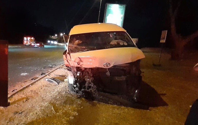 Head-on collision in Randburg leaves multiple people injured